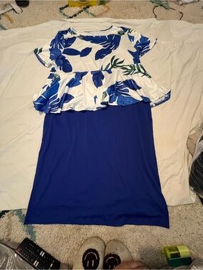 SHEIN White & Royal Blue Floral Peplum Tunic Dress
